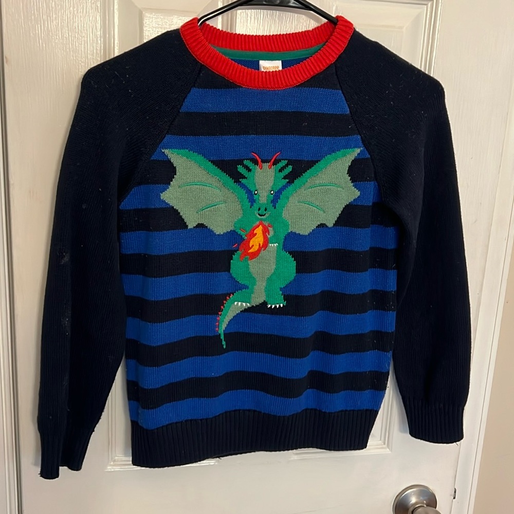 Gymboree Boy’s Intarsia dragon crewneck sweater , knights and dragons size6